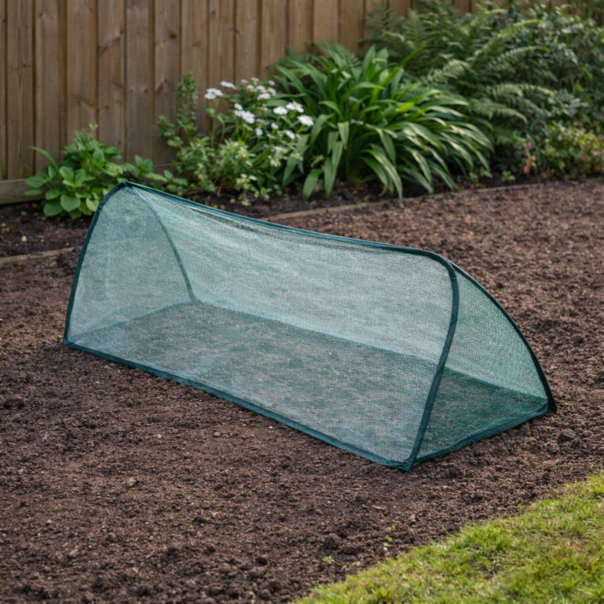 Pop-Up Triangle Net Cloche, Small Plant Protection Cover, 100 x 40 x 40 cm