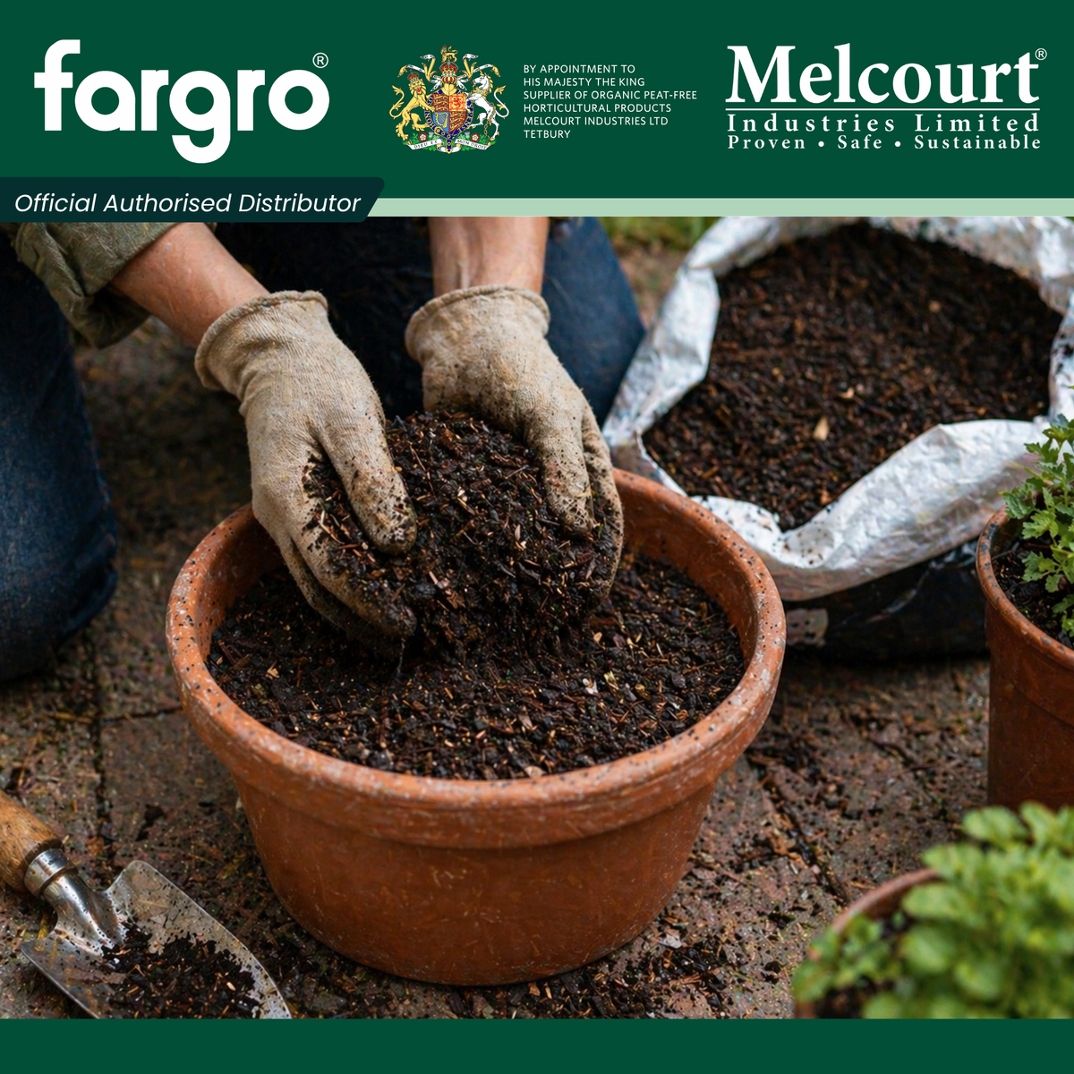 Melcourt EcoBark™ Topper Professional Series, Fine Bark Mulch and Pot Topper 0–12mm, 60L